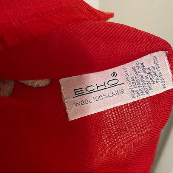 *Vintage* Echo Floral Wool Scarf in Excellent Used Condition - Made in Japan - Picture 3 of 4